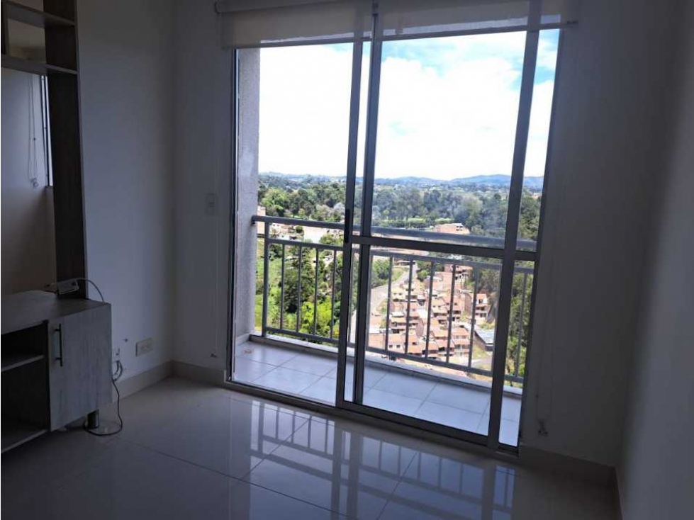 Se Arrienda Apartamento Rionegro - Antioquia — foto 2