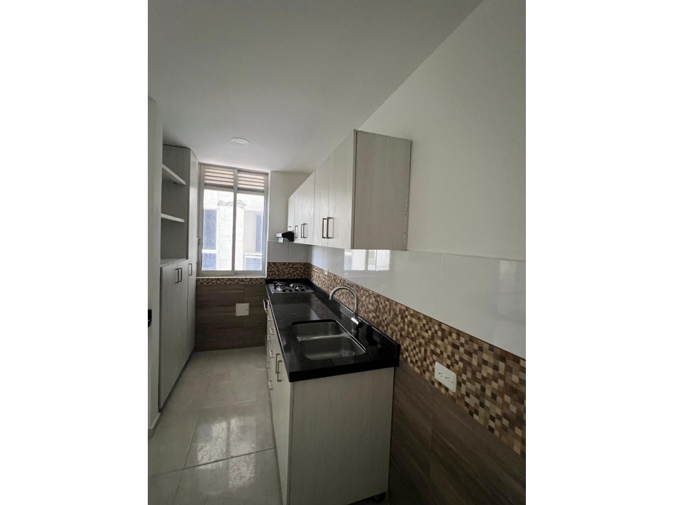 SE ARRIENDA APARTAMENTO SECTOR ORO NEGRO