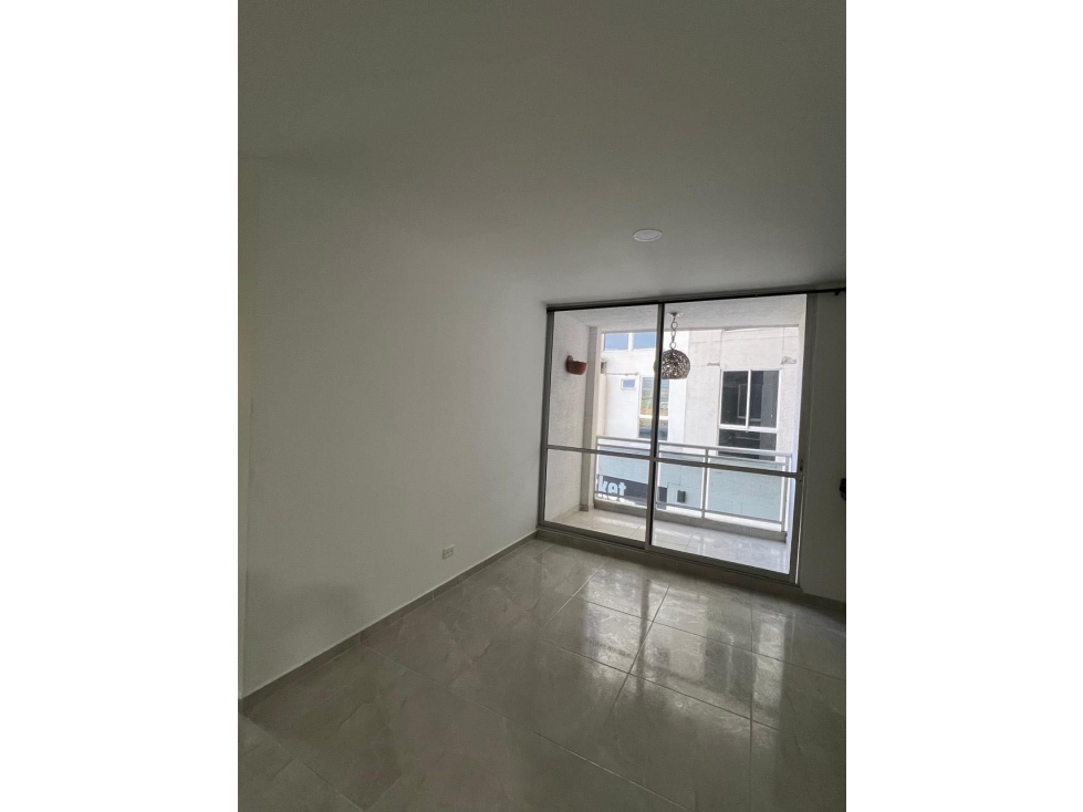 SE ARRIENDA APARTAMENTO SECTOR ORO NEGRO — foto 3