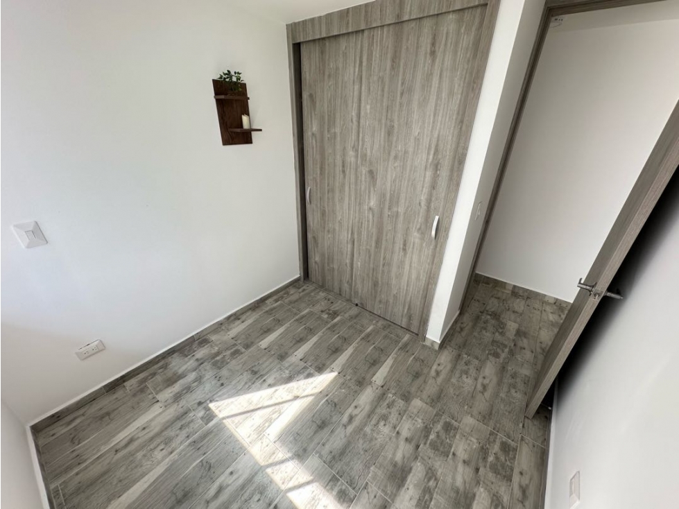Se Arrienda Apartamento Sector La Tebaida — foto 6