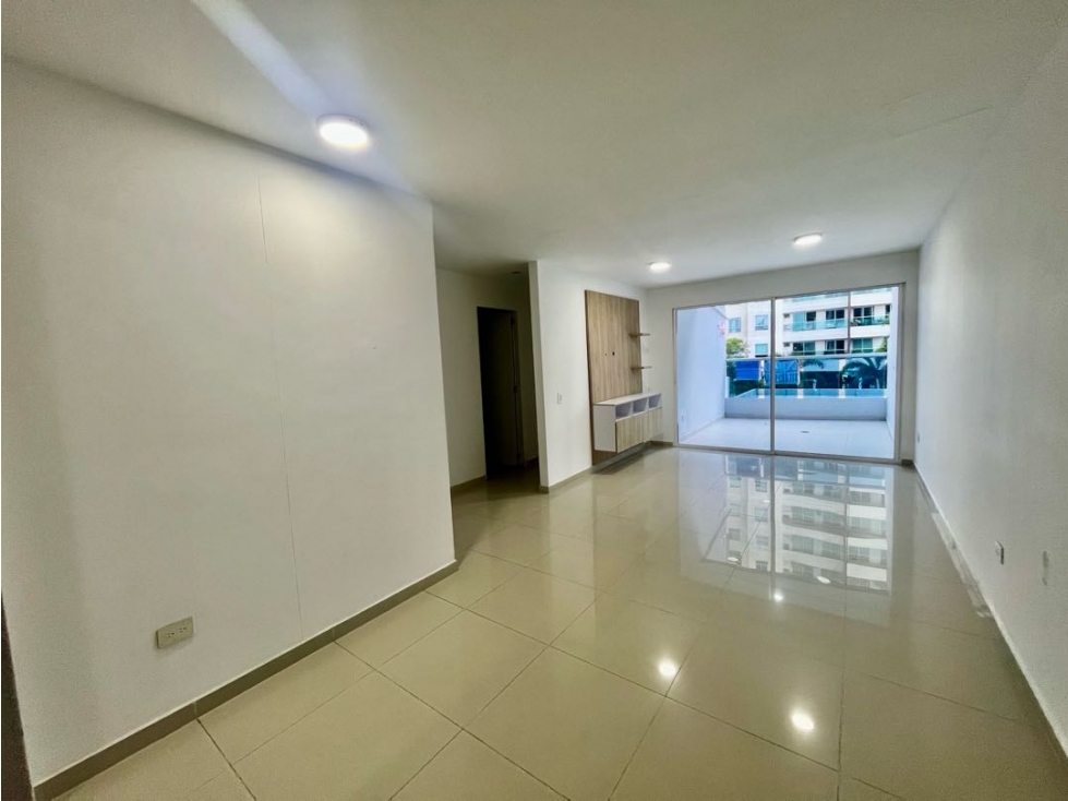 SE ARRIENDA APARTAMENTO SECTOR DE CIUDAD JARDIN