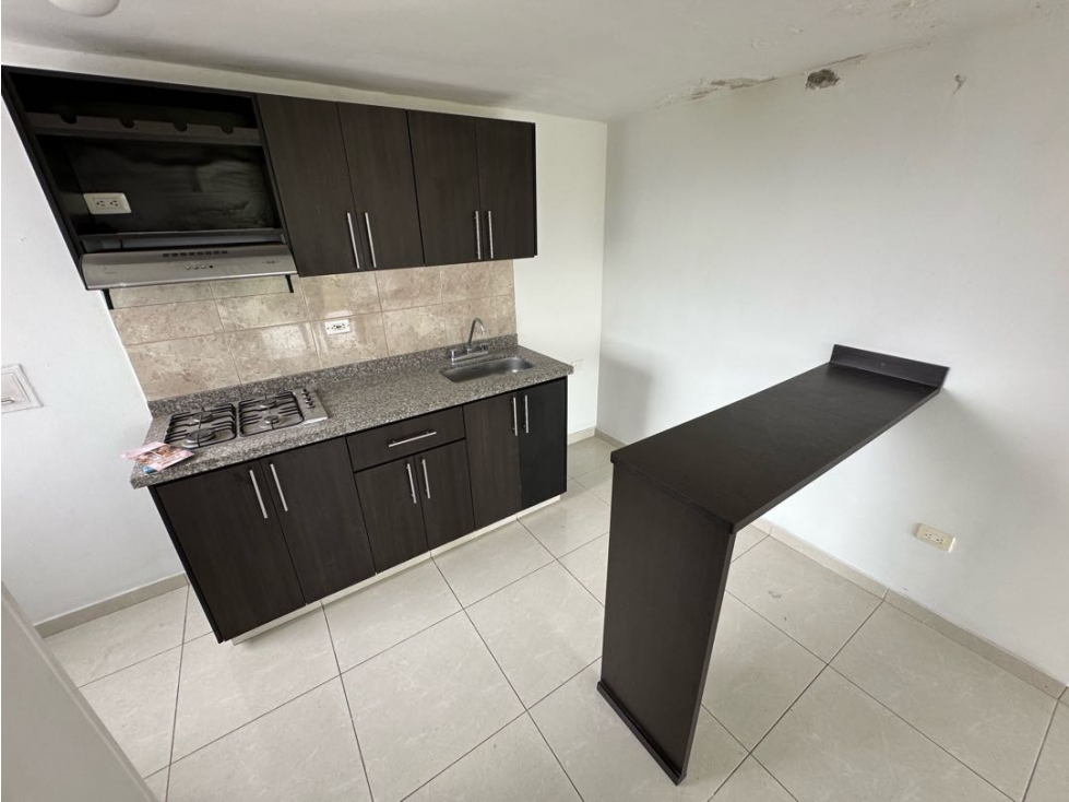 Se Arrienda Apartamento (Sin Ascensor) - Sector Barrio San Jose — foto 6