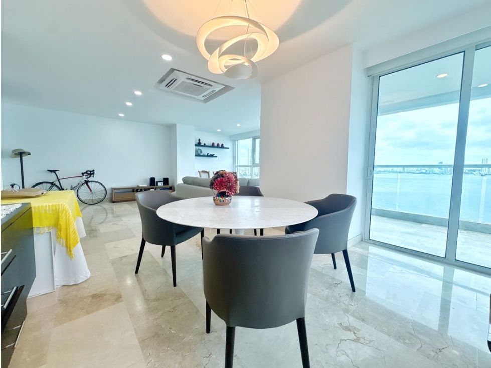 SE ARRIENDA APARTAMENTO SOBRE LA BAHÍA DE CASTILLOGRANDE! — foto 2