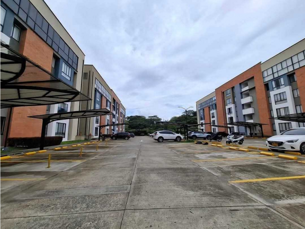 SE ARRIENDA APARTAMENTO UNIDAD RESIDENCIAL SANTA FE CARTAGO VALLE