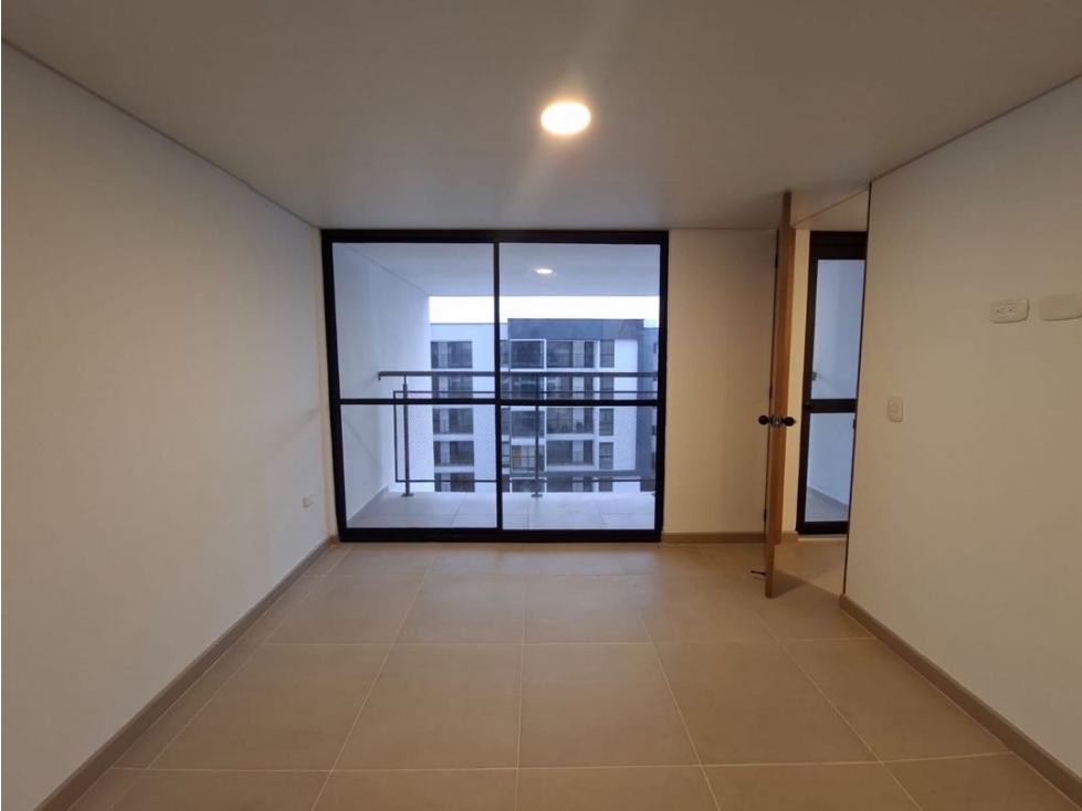 SE ARRIENDA APARTAMENTO PÁRA ESTRENAR VIA EL EDEN-TEBAIDA