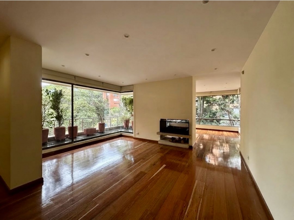 SE ARRIENDA APARTAMENTO VIRREY 226M2 BALCÓN — foto 2