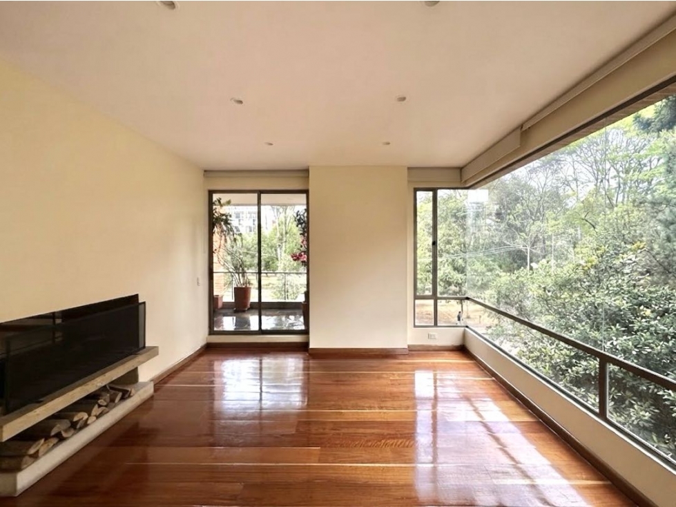 SE ARRIENDA APARTAMENTO VIRREY 226M2 BALCÓN — foto 3