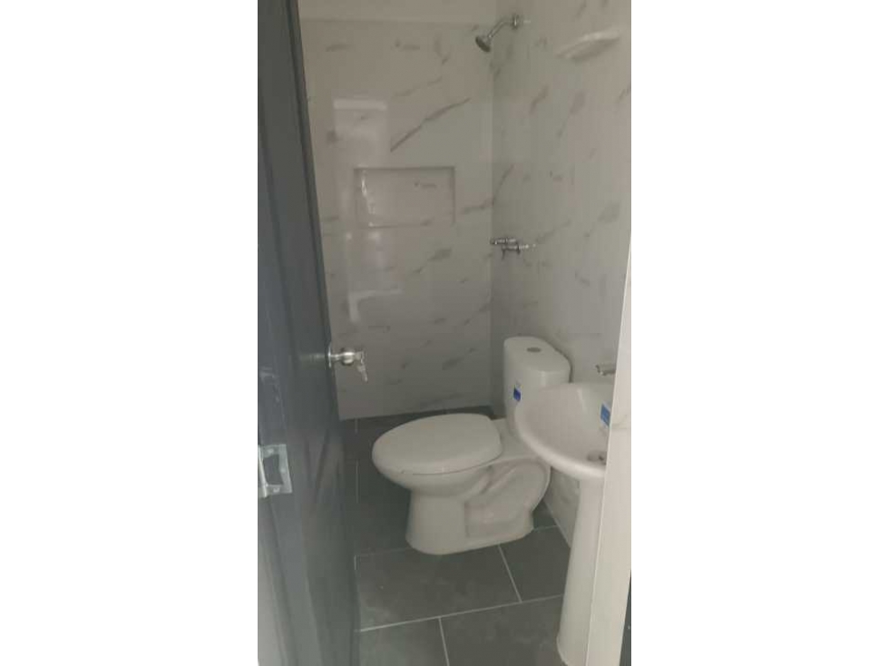 Se arrienda aptaestudio para estrenar Simón bolivar — foto 2