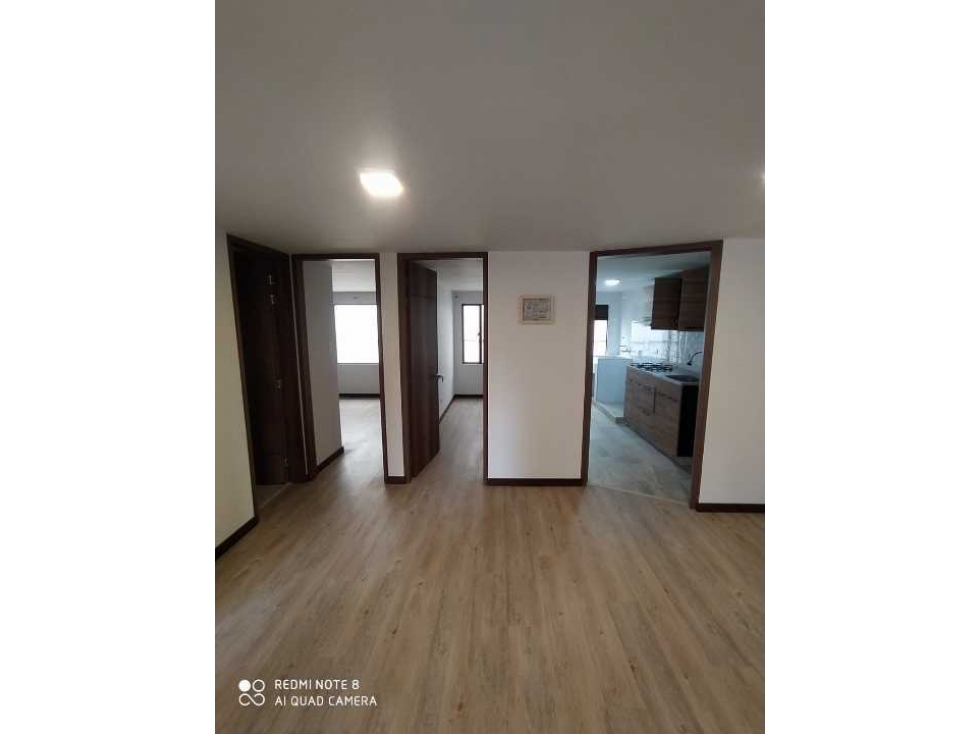 SE ARRIENDA APTO DE TRES HABITACIONES. SEGUNDO Y TERCER PISO - 3