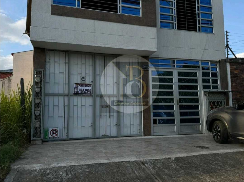 SE ARRIENDA BODEGA BARRIO VILLA CONSUELO - 2