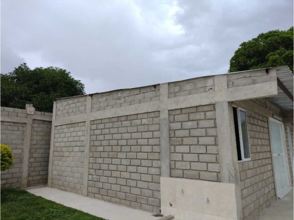 Se vende y arrienda bodega de 2000m2 sobre la troncal del caribe - 2