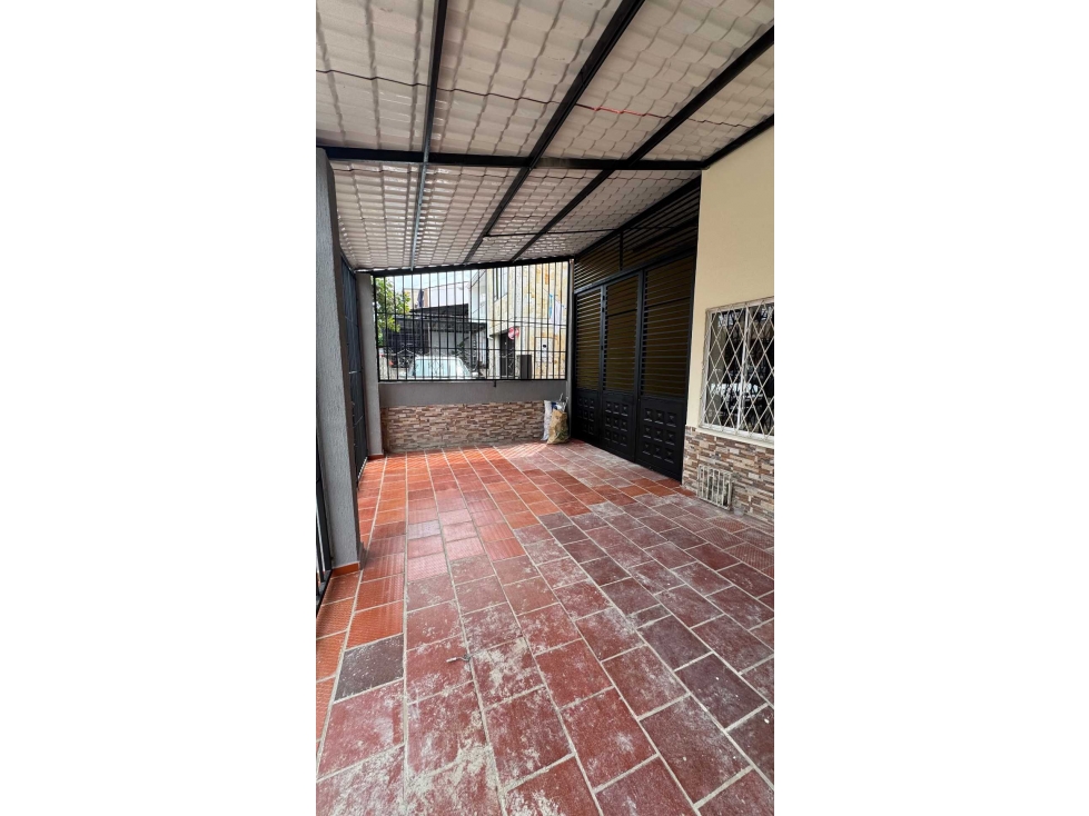 SE ARRIENDA BODEGA EN SAN MIGUEL BUCARAMANGA - 3