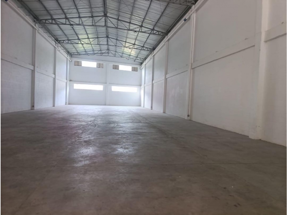 Se arrienda bodega en la estrella. Unidad cerrada. - 1