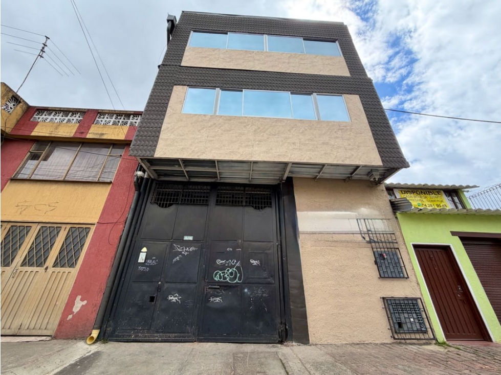 SE ARRIENDA BODEGA EN TOBERIN, BOGOTA