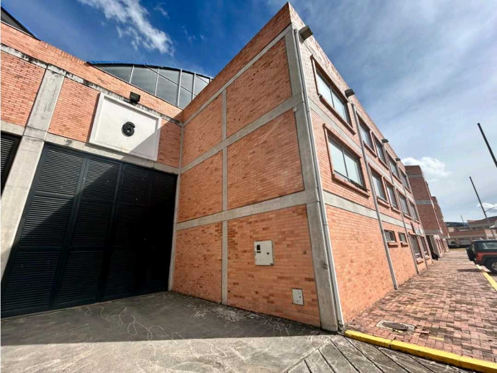 SE ARRIENDA BODEGA EN TOCANCIPA DE 1750 M² - 2