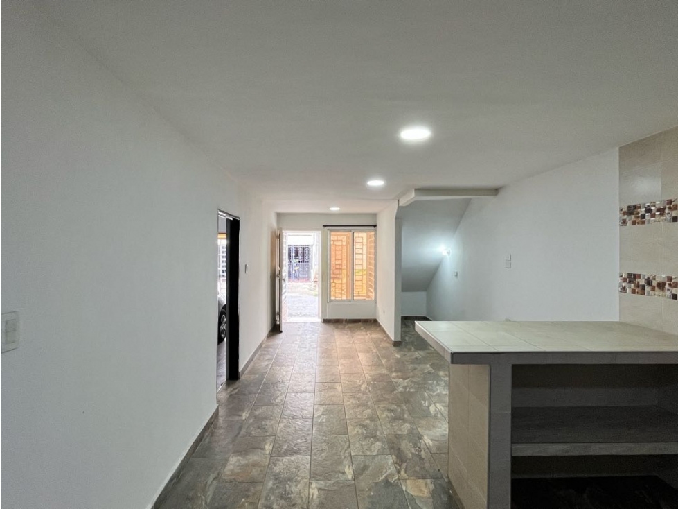 SE ARRIENDA CASA LA PRADERA , JAMUNDI — foto 3