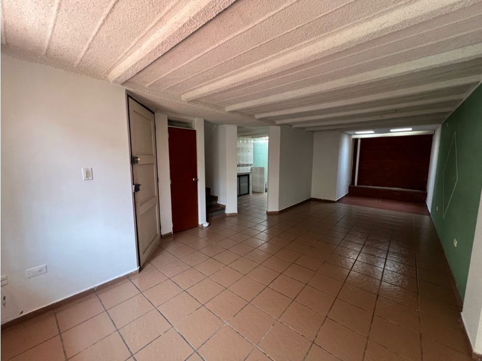 SE ARRIENDA CASA BONITA EN EL BARRIO RIVERAS DEL ROSARIO - JAMUNDI - 2