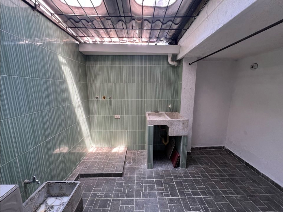 SE ARRIENDA CASA BONITA EN EL BARRIO RIVERAS DEL ROSARIO - JAMUNDI - 5