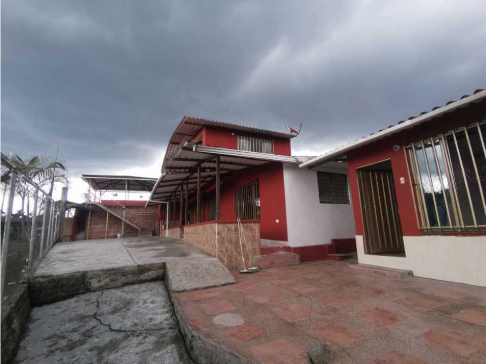 SE VENDA CASA CAMPESTRE EN VEREDA CRISTALINA - 1