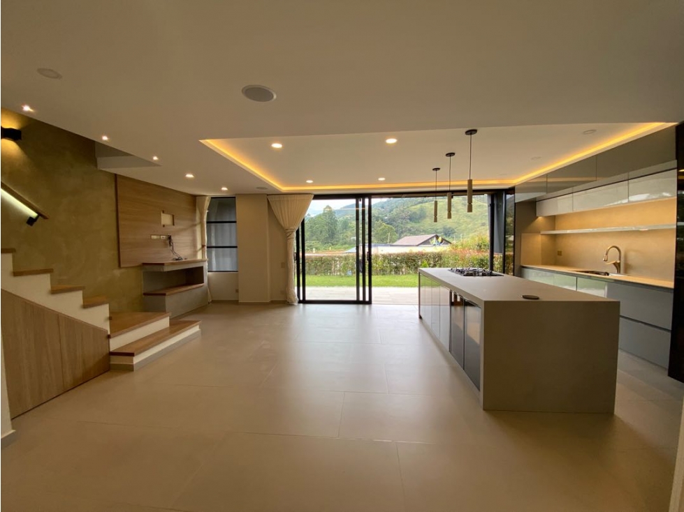 RENTA O VENTA CASA CAMPESTRE EN UNIDAD CERRADA EN EL RETIRO — foto 3