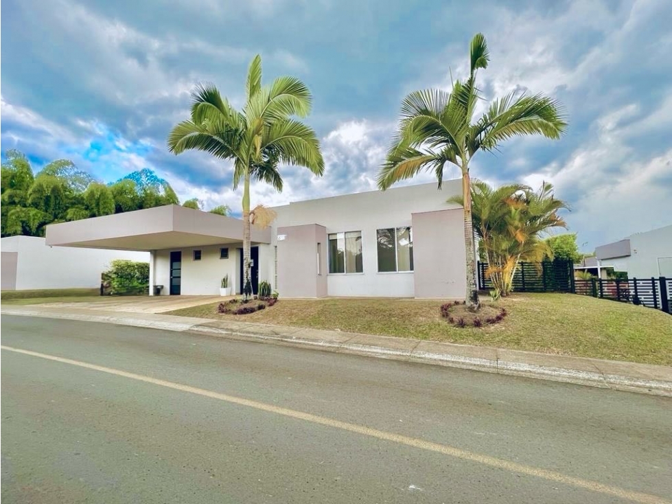 Se Vende Casa Campestre en San José de las Villas
