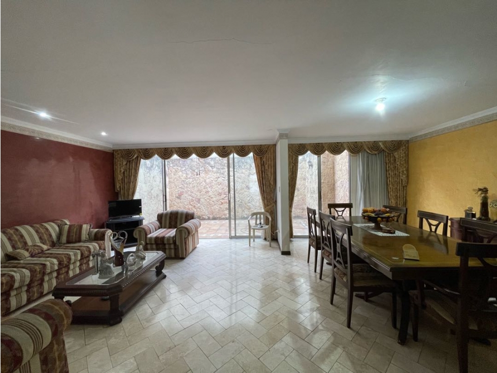 SE ARRIENDA CASA COMERCIAL EN CIUDAD JARDÍN — foto 2