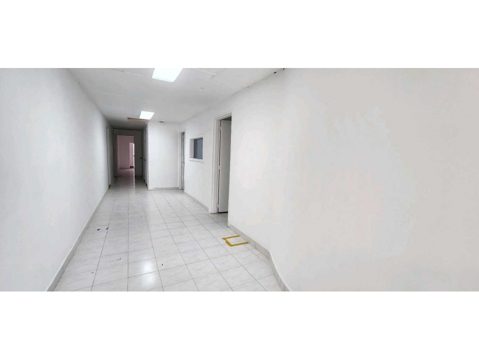 Se ARRIENDA CASA con vocación institucional o empresarial - 3