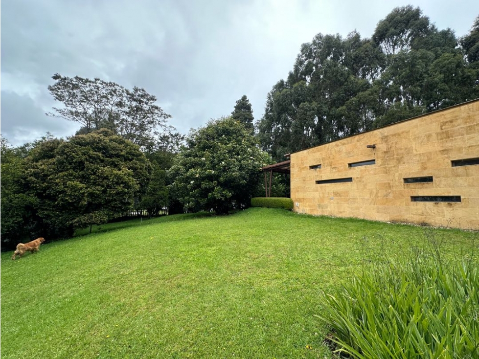 SE ARRIENDA CASA DE LUJO EN EL ALTO DE LAS PALMAS ENVIGADO. — foto 2