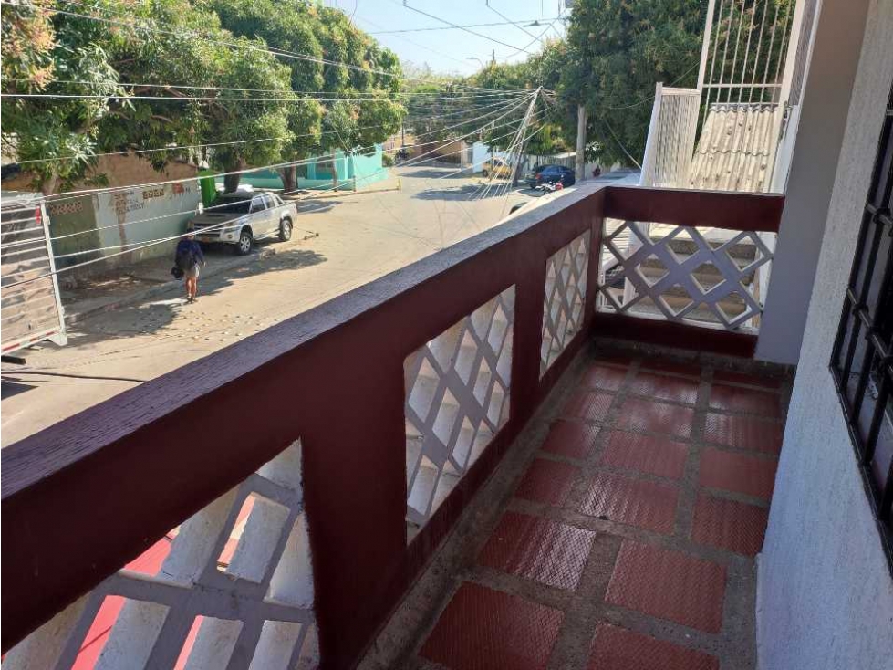 Se vende esta casa duplex en el Santuario Barranquilla