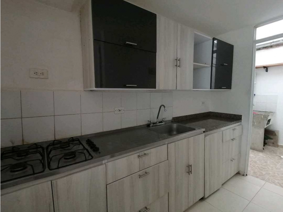 Se Vende Casa en Conjunto Cerrado al Sur de Armenia Quindio — foto 3