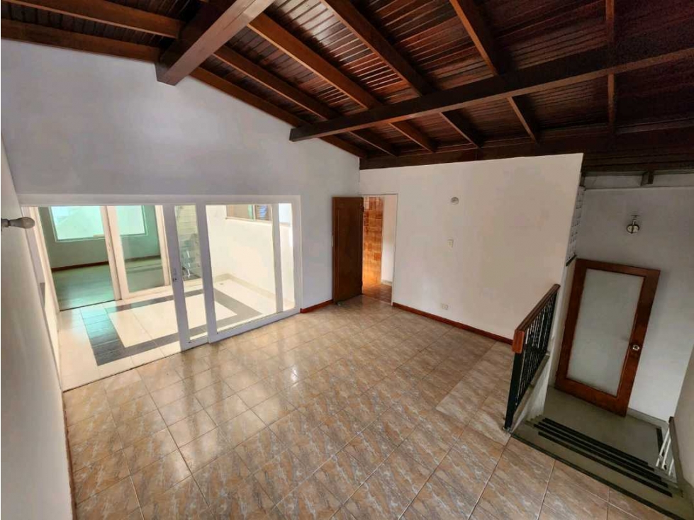 SE VENDE O RENTA CASA EN B.ESTADIO PARA USO COMERCIAL O RESIDENCIAL — foto 6