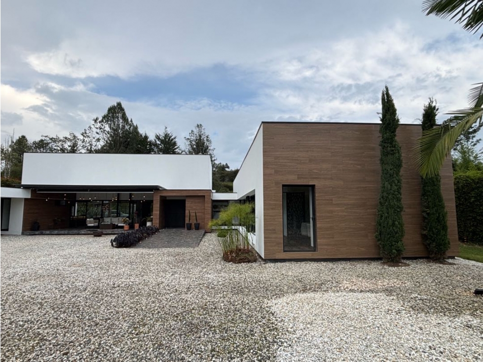 Se Arrienda Casa en El Tablazo en Unidad Cerrada Admon Incluída