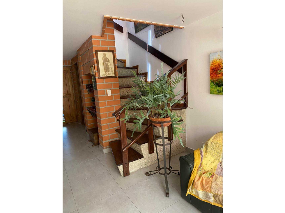 Se Arrienda Casa En Envigado sector loma del Esmeraldal — foto 6