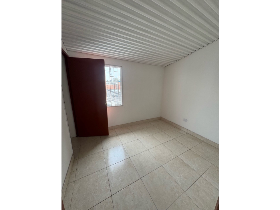 Se arrienda casa en la esmeralda — foto 4