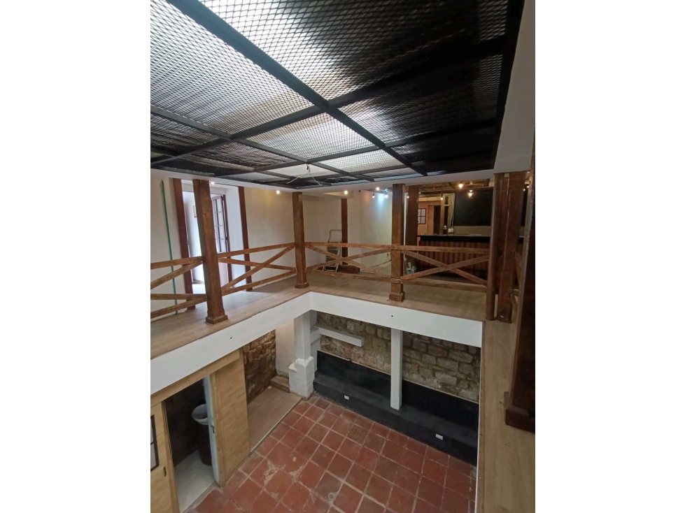 Se arrienda Casa local comercial de 2 niveles en la candelaria — foto 5