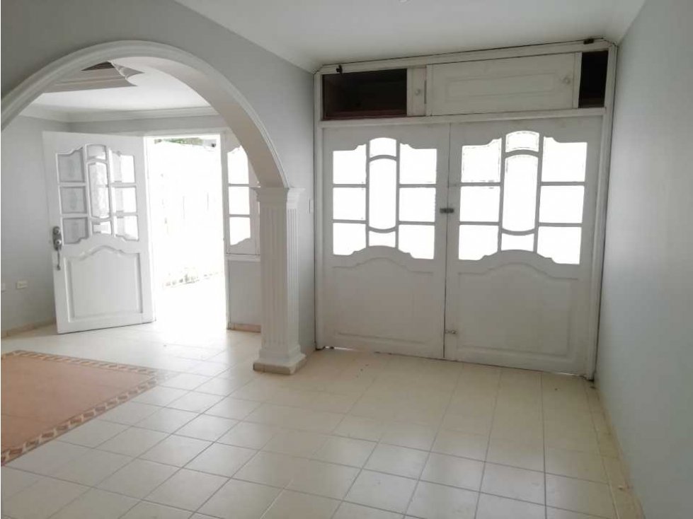 SE ARRIENDA CASA PARA USO COMERCIAL EN EL BARRIO EL RECREO, CARTAGENA - 1