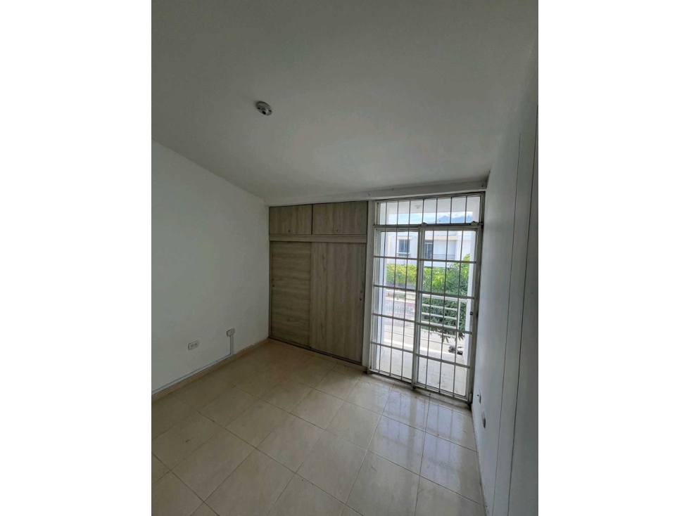 SE VENDE CASA URB DON MIGUEL — foto 3