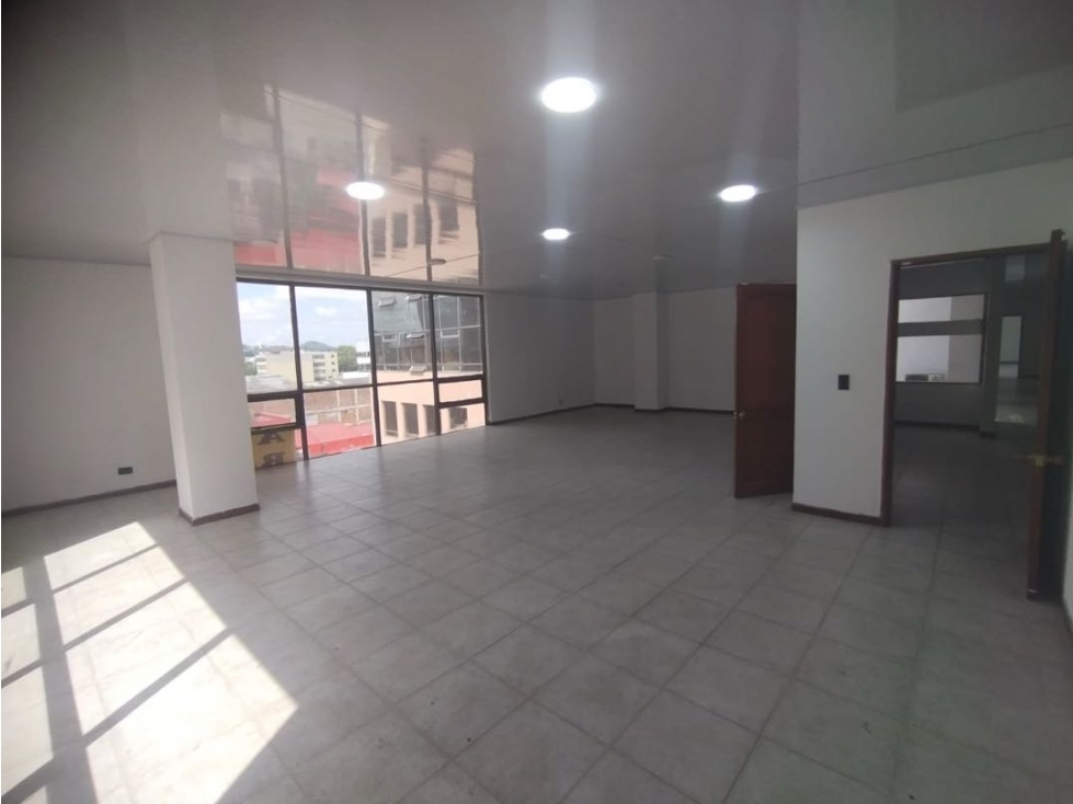 Se arrienda edificio Centro Pereira - 3
