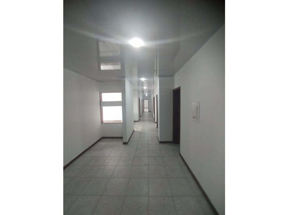 Se arrienda edificio Centro Pereira - 5