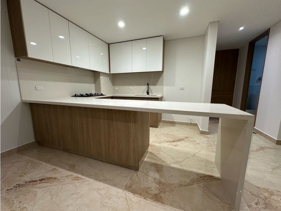 APARTAMENTO LUXURY EN EL BUENAVISTA EN ARRIENDO VISTA RIO LADO SOMBRA — foto 2