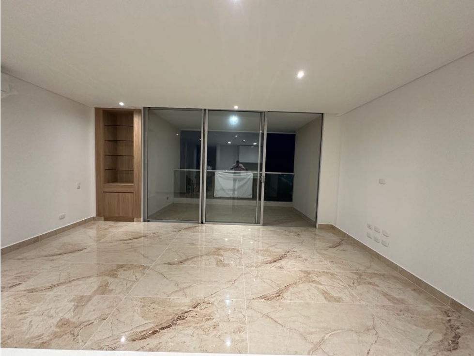 APARTAMENTO LUXURY EN EL BUENAVISTA EN ARRIENDO VISTA RIO LADO SOMBRA — foto 5