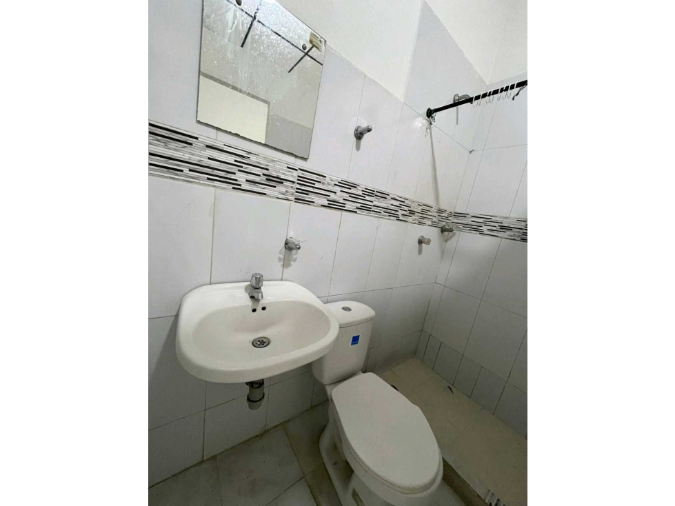 SE ARRIENDA HABITACION EL LLANO CARTAGO VALLE — foto 4