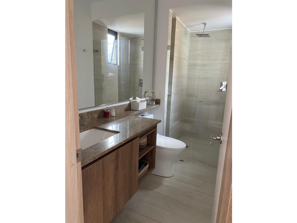 SE ARRIENDA HERMOSA CASA DE UN NIVEL - 6