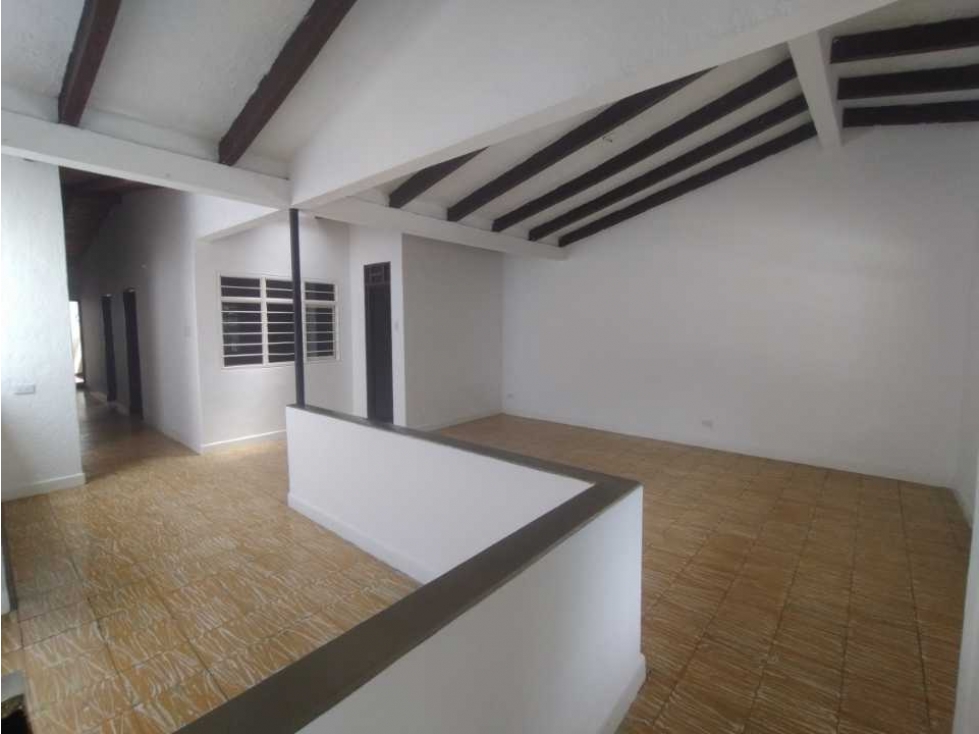 ARRIENDA CASA 2DO PISO - BARRIO PANAMERICANO JAMUNDI — foto 3