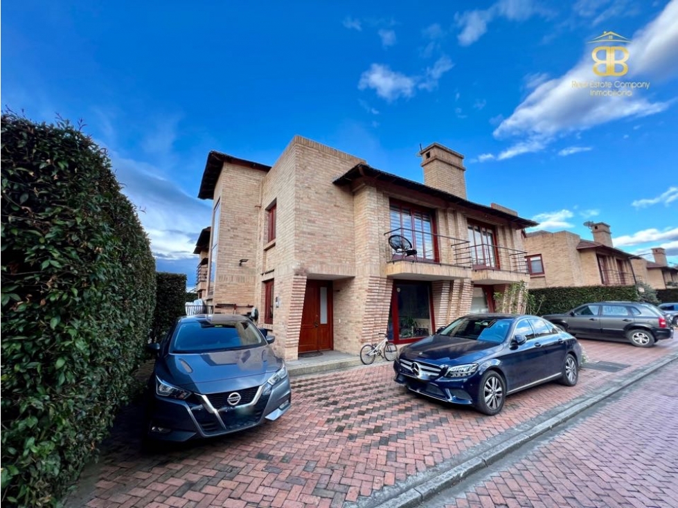 Se vende hermosa casa en Rincón de Nogales