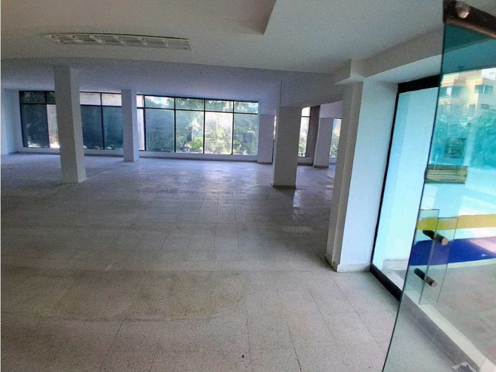 SE ARRIENDA HERMOSO LOCAL COMERCIAL EN ALTO PRADO BARRANQUILLA — foto 4
