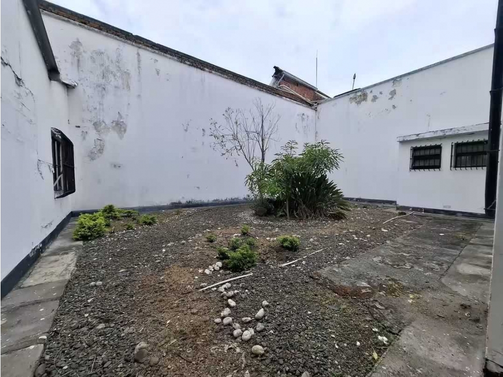 SE ARRIENDA LOCAL COMERCIAL CARTAGO VALLE - 5
