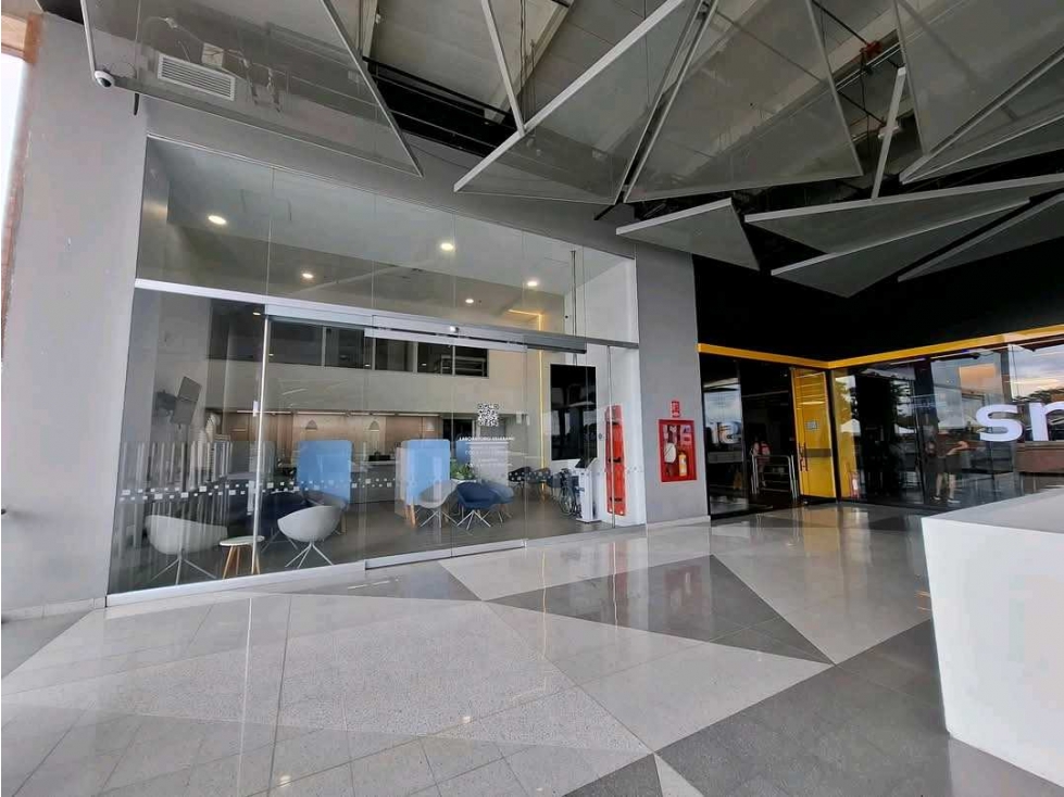 SE ARRIENDA LOCAL COMERCIAL CENTRO COMERCIAL NUESTRO CARTAGO - 2