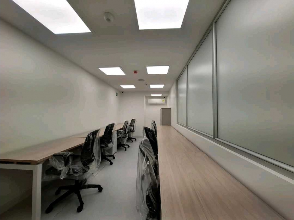 SE ARRIENDA LOCAL COMERCIAL CENTRO COMERCIAL NUESTRO CARTAGO - 6