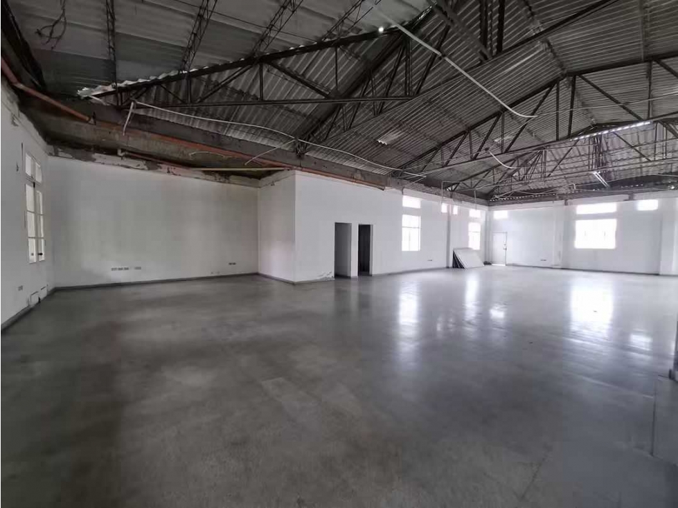 SE ARRIENDA LOCAL COMERCIAL CENTRO CARTAGO VALLE - 2